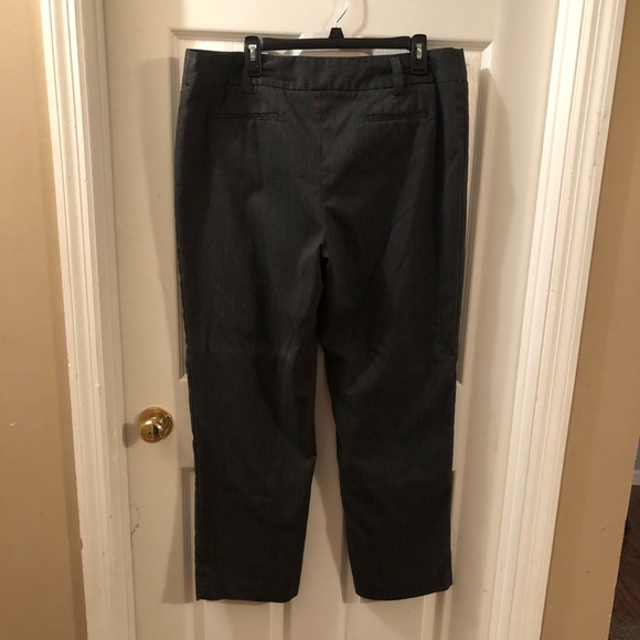 Ladies pants - Picture 2 of 5